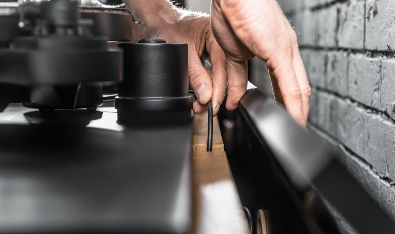 Έπιπλο τηλεόρασης Simple 180 4