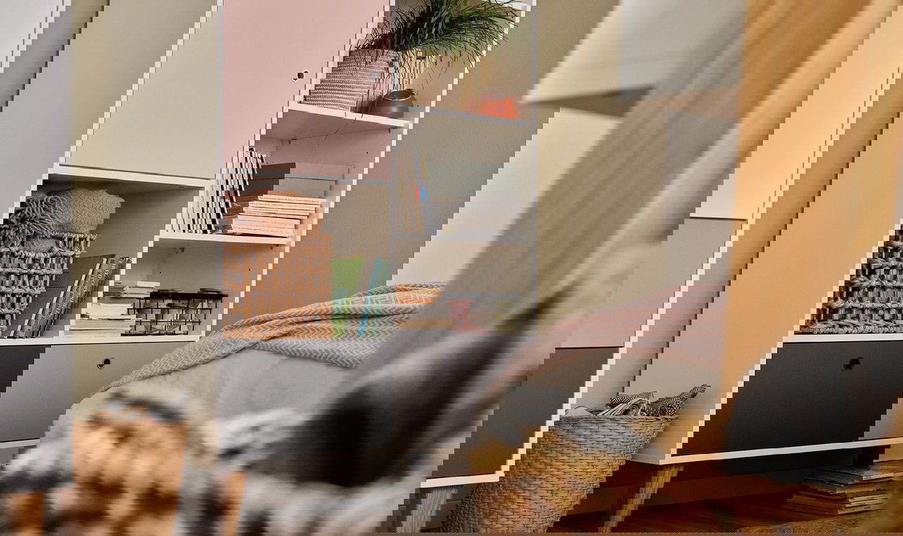 Βιβλιοθήκη Concept plus 5