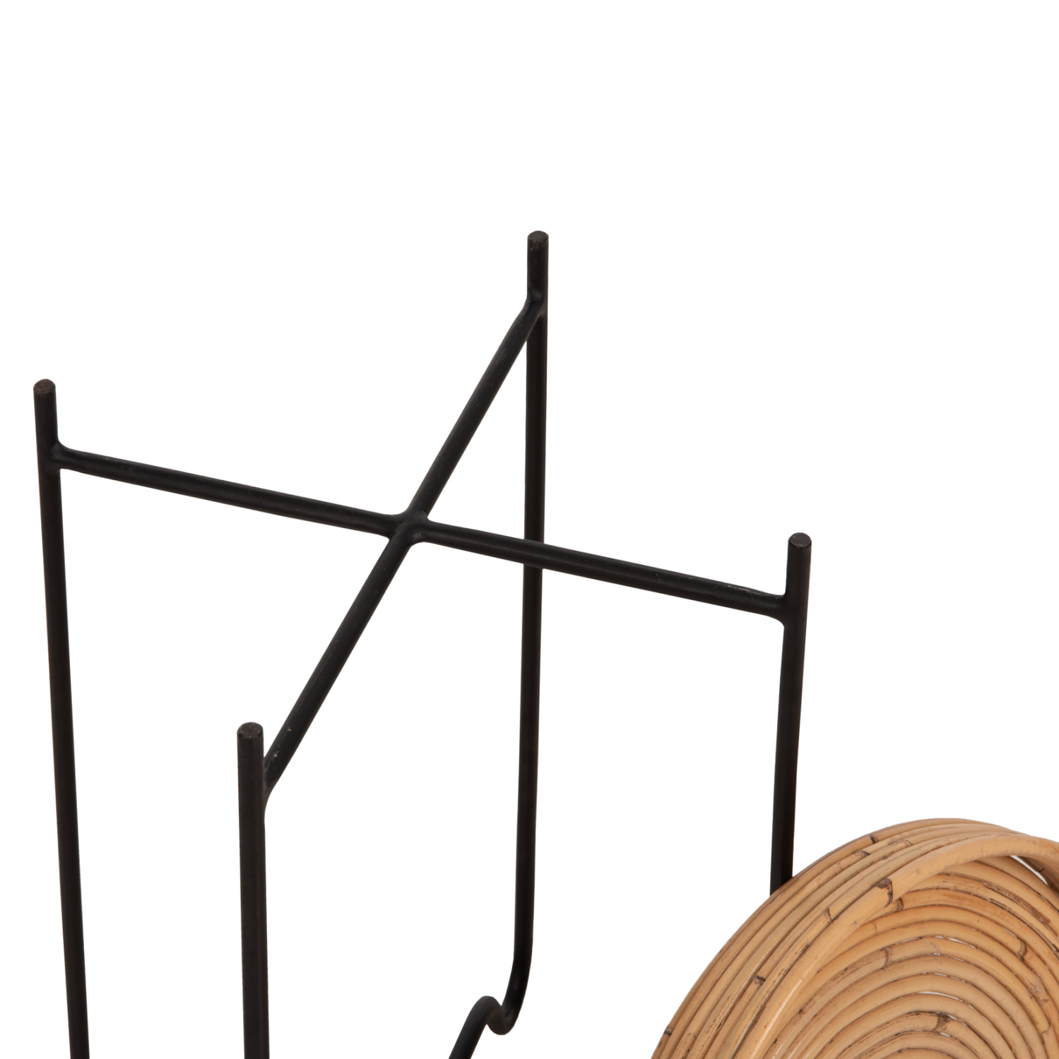 ΤΡΑΠΕΖΑΚΙ ΒΟΗΘΗΤΙΚΟ FLY RATTAN ΦΥΣΙΚΟ ΧΡΩΜΑ-ΜΕΤΑΛΛΙΚΗ ΒΑΣΗ ΜΑΥΡΗ Φ32x48Yεκ. 5