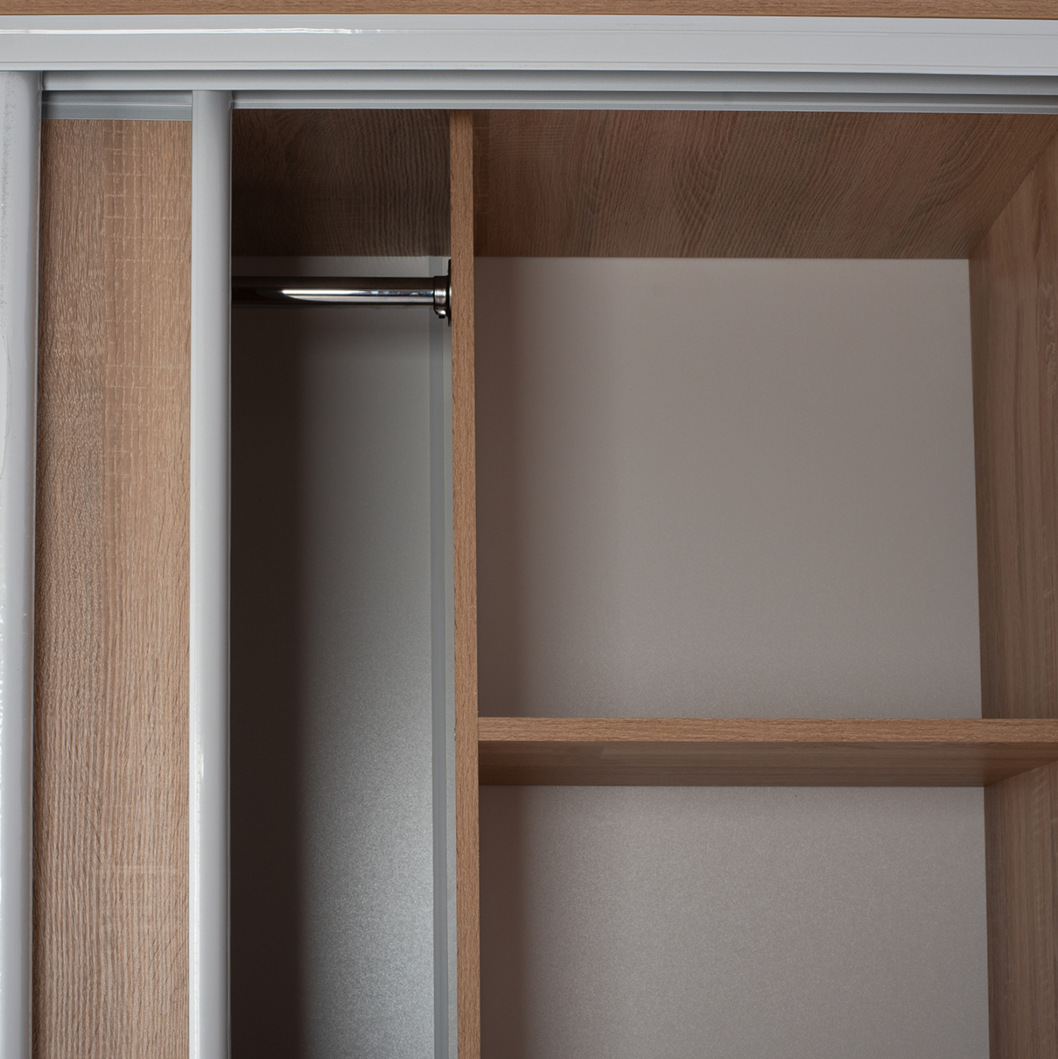 ΝΤΟΥΛΑΠΑ 3ΦΥΛΛΗ ΣΥΡΟΜΕΝΗ ΜΕ ΚΑΘΡΕΠΤΗ SONAMA OAK HM2435  200X60X210Υεκ 9