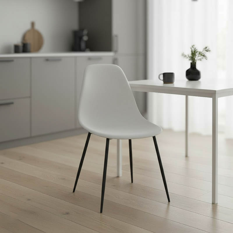 Καρέκλα Ballen pakoworld pp λευκό με μαύρα μεταλλικά πόδια 41.5x53x84.5εκ 2