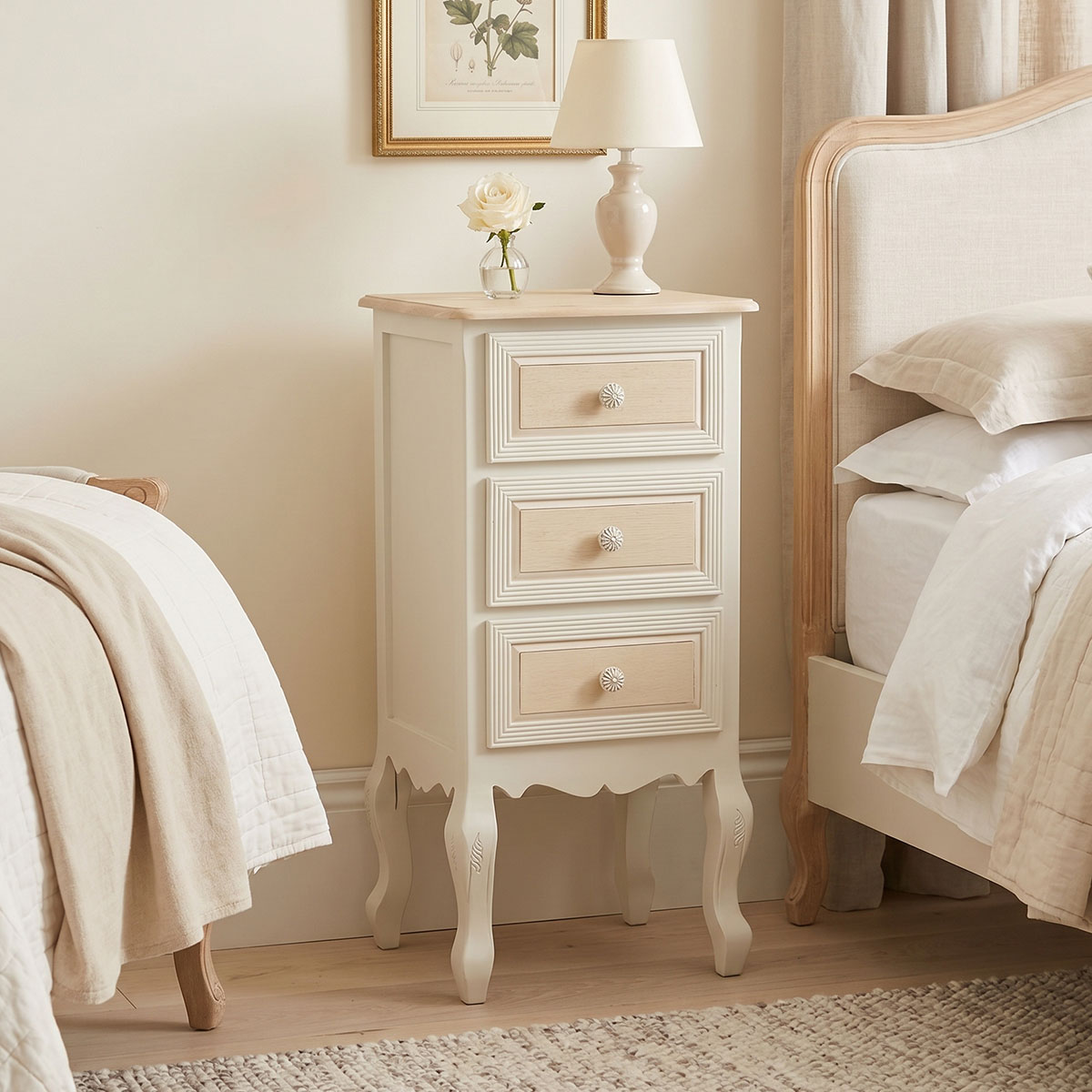 Κομοδίνο Joliene Inart mdf σε λευκή αντικέ-φυσική απόχρωση 40x34.5x82εκ 1