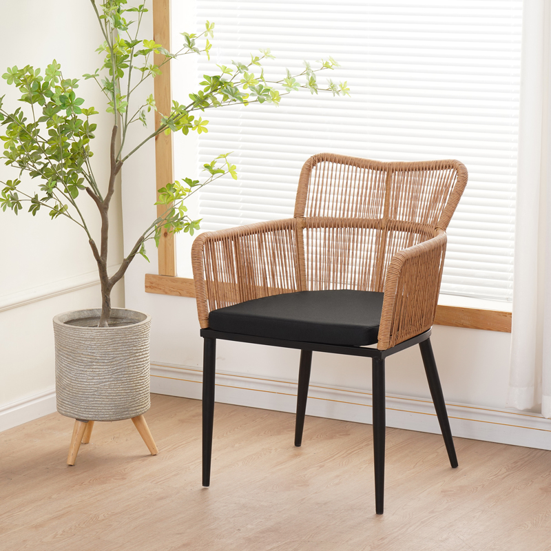 Πολυθρόνα Naoki pakoworld pe rattan -metal σε φυσική απόχρωση με μαύρα πόδια/μαξιλάρι 59x62.5x82εκ 2